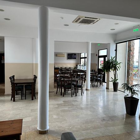 New York Plaza Hotel Apartments Πάφος Εξωτερικό φωτογραφία